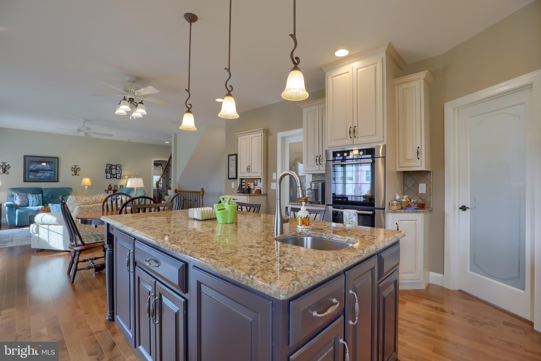 601 Belgian Way Lititz, PA 17543 - Photo 11 of 32