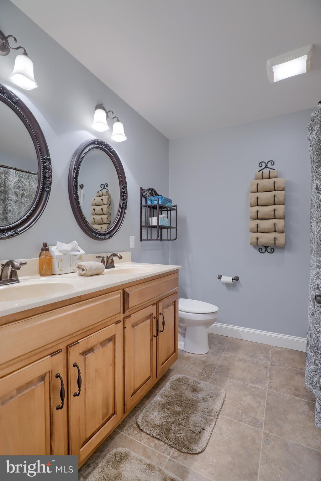 601 Belgian Way Lititz, PA 17543 - Photo 27 of 32