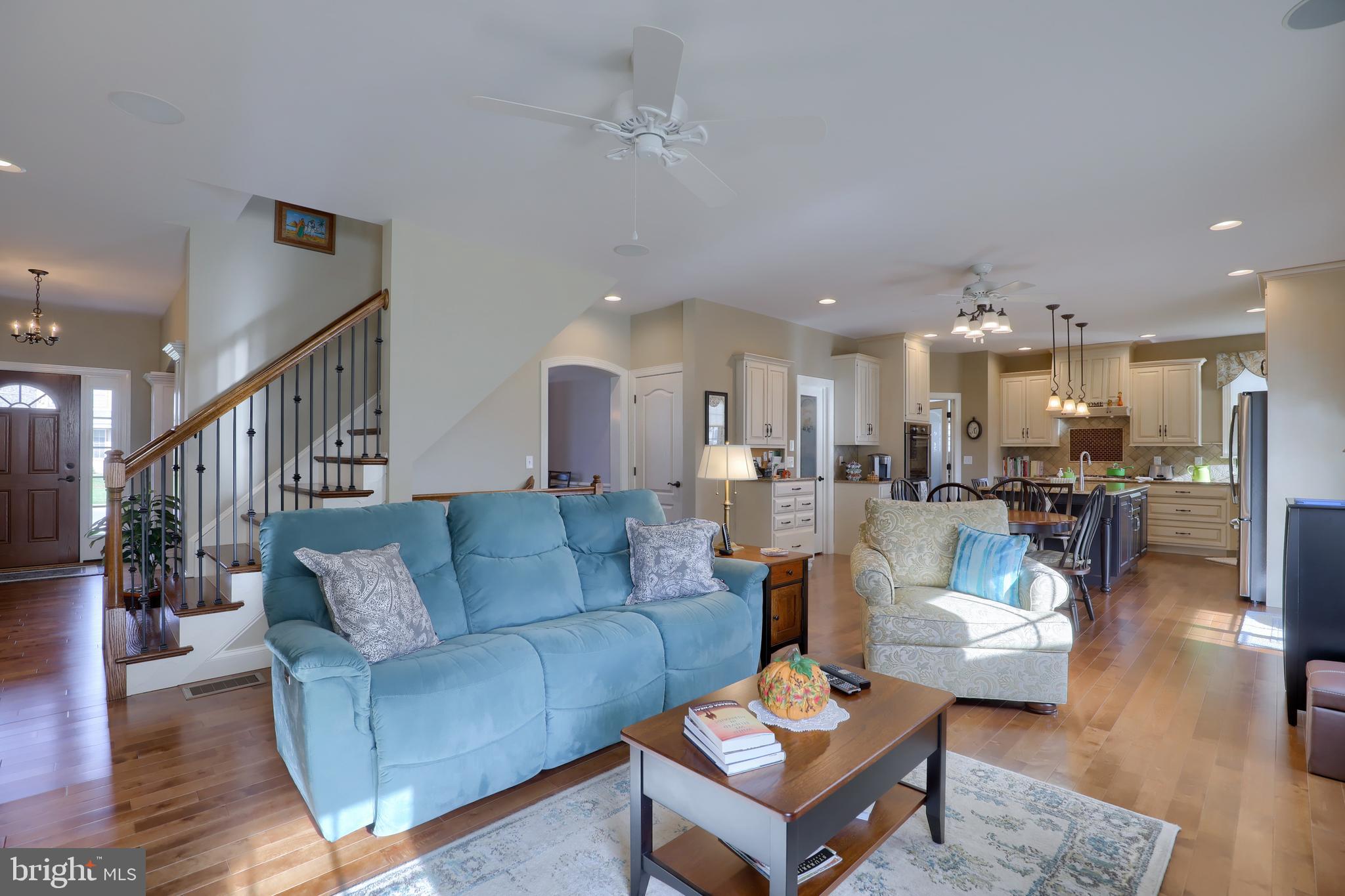 601 Belgian Way Lititz, PA 17543 - Photo 5 of 32