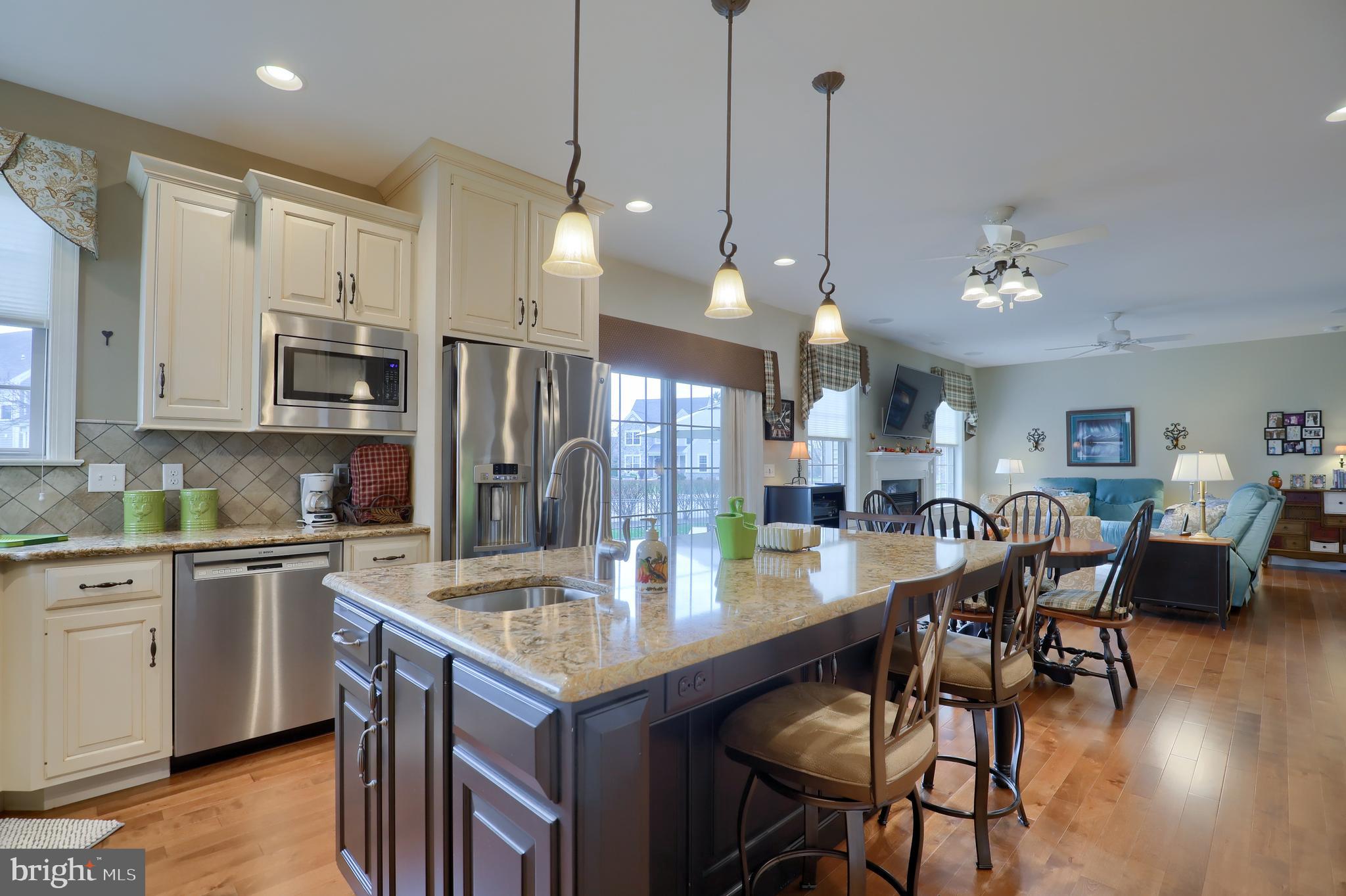 601 Belgian Way Lititz, PA 17543 - Photo 9 of 32