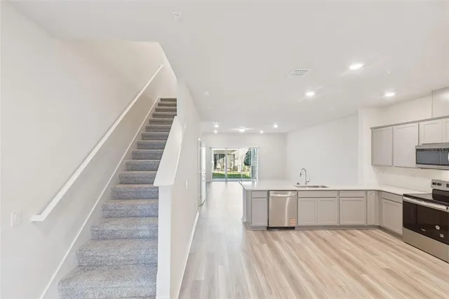 $2,500 | 115 Ivy Edge Lane, Oviedo, FL 32765