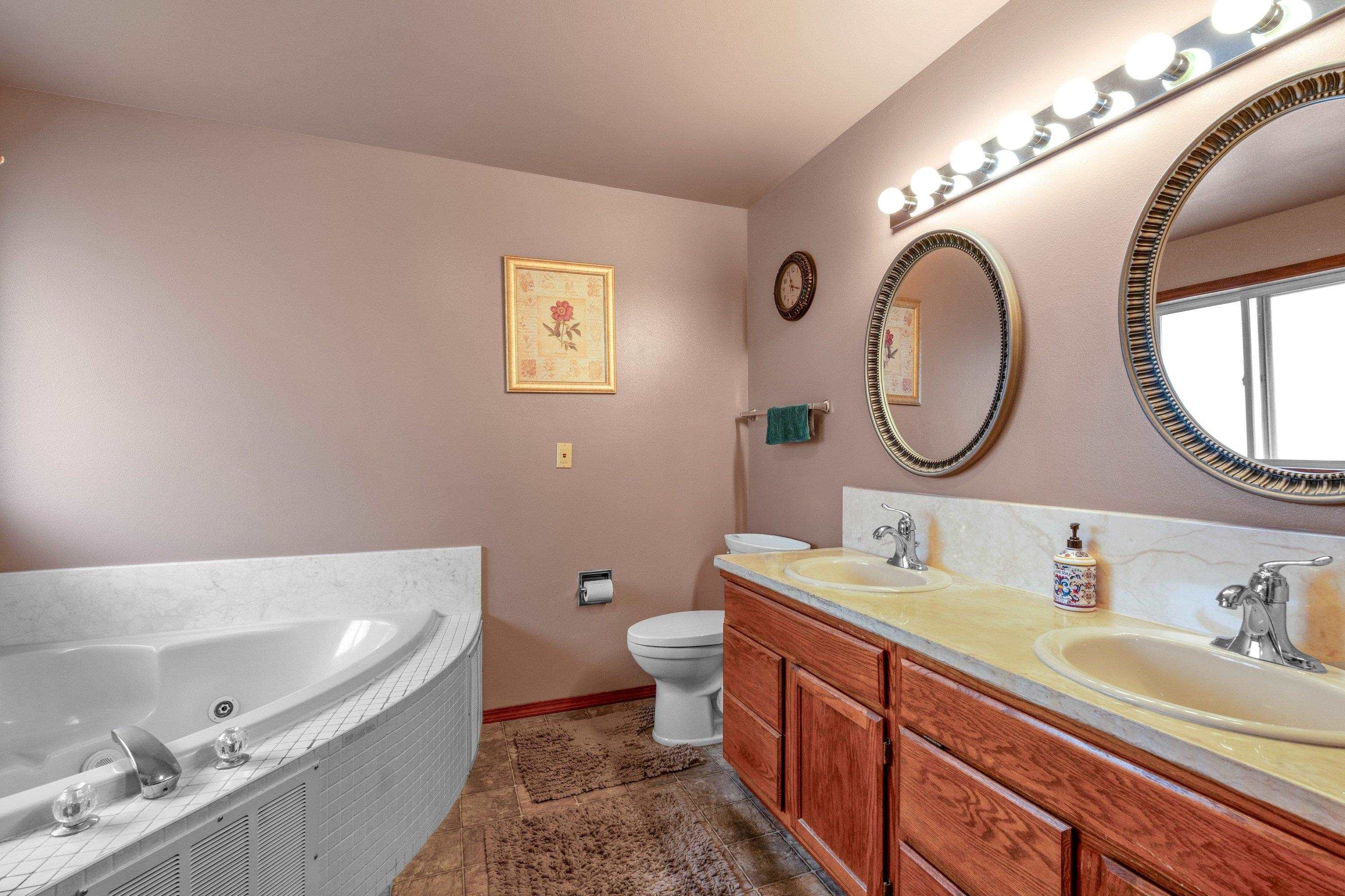 4620 East Handy Road Colbert, WA 99005 - Photo 12 of 24