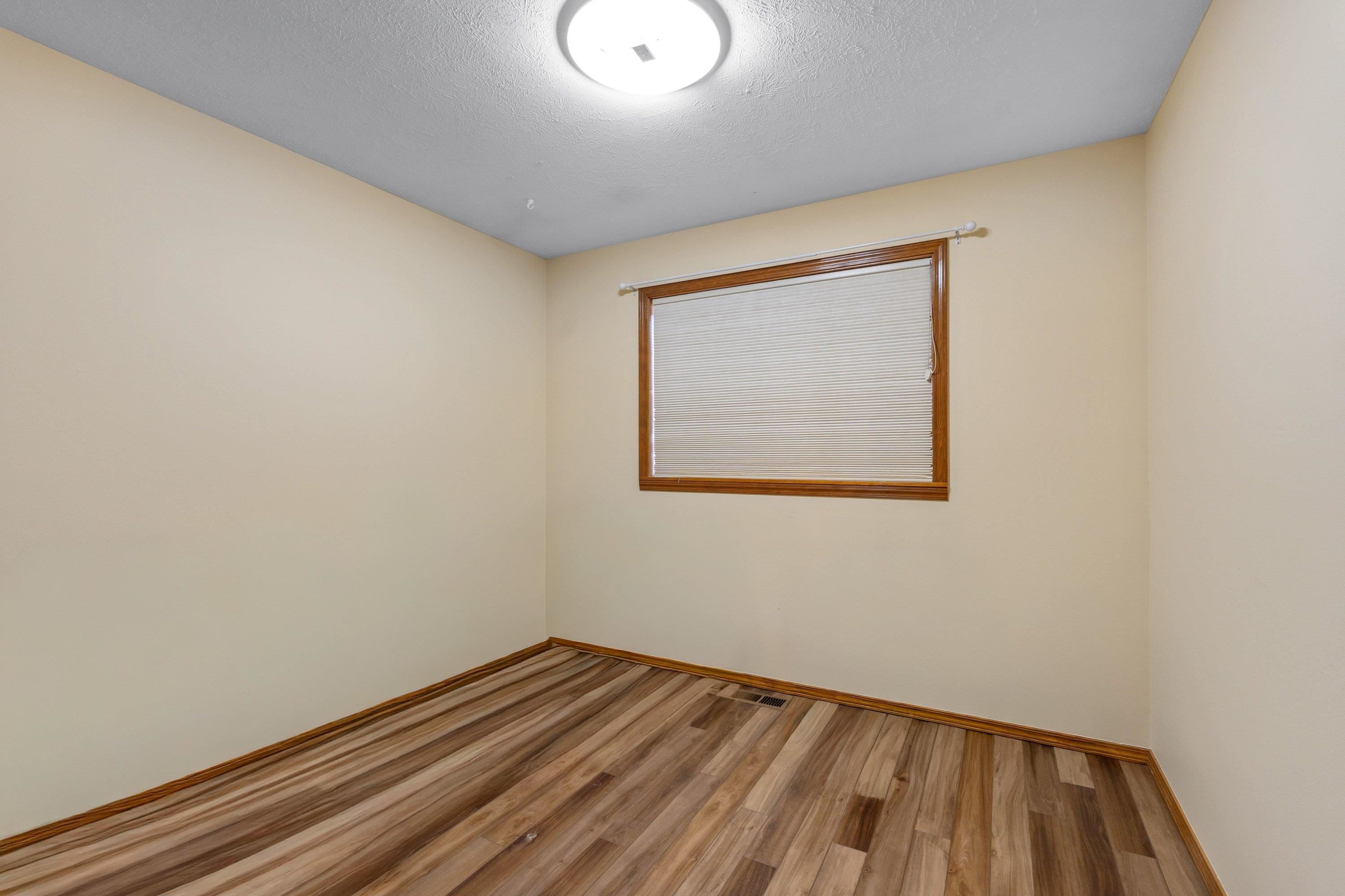 4620 East Handy Road Colbert, WA 99005 - Photo 15 of 24