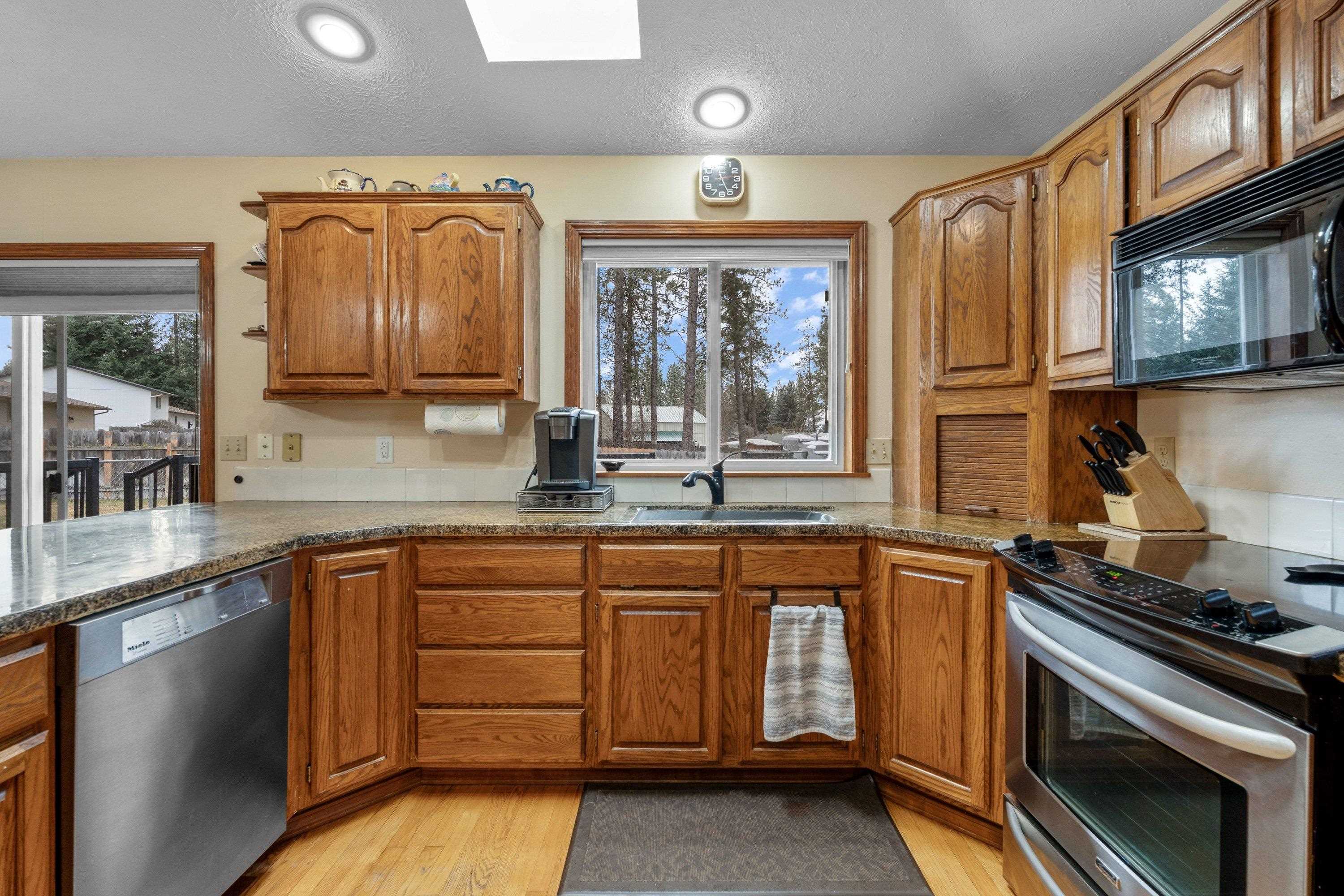 4620 East Handy Road Colbert, WA 99005 - Photo 6 of 24