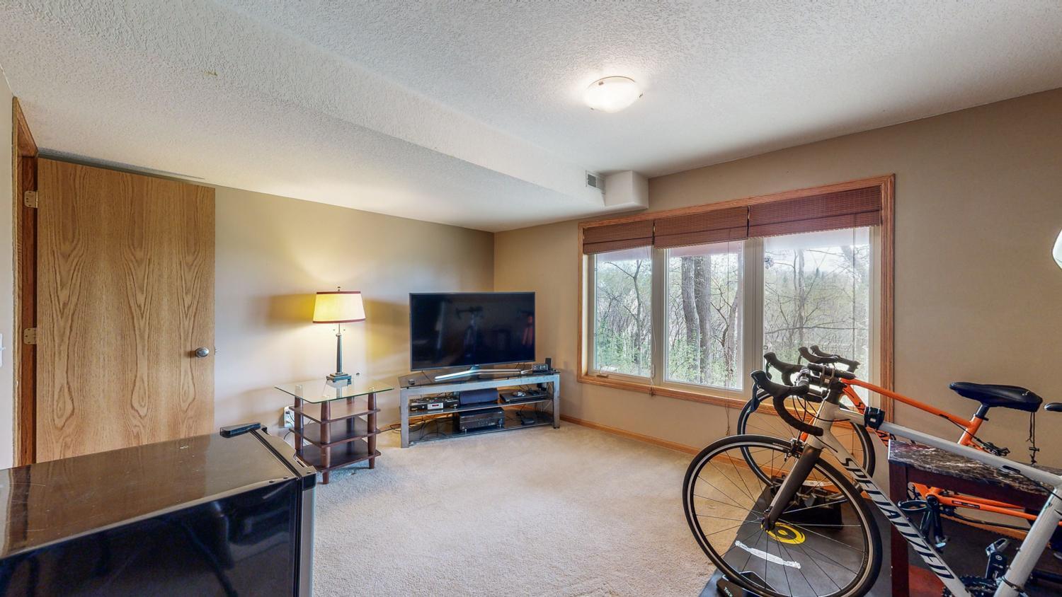1538 Redwood Lane Southwest Rochester, MN 55902 - Photo 34 of 42 Gallery Image 34