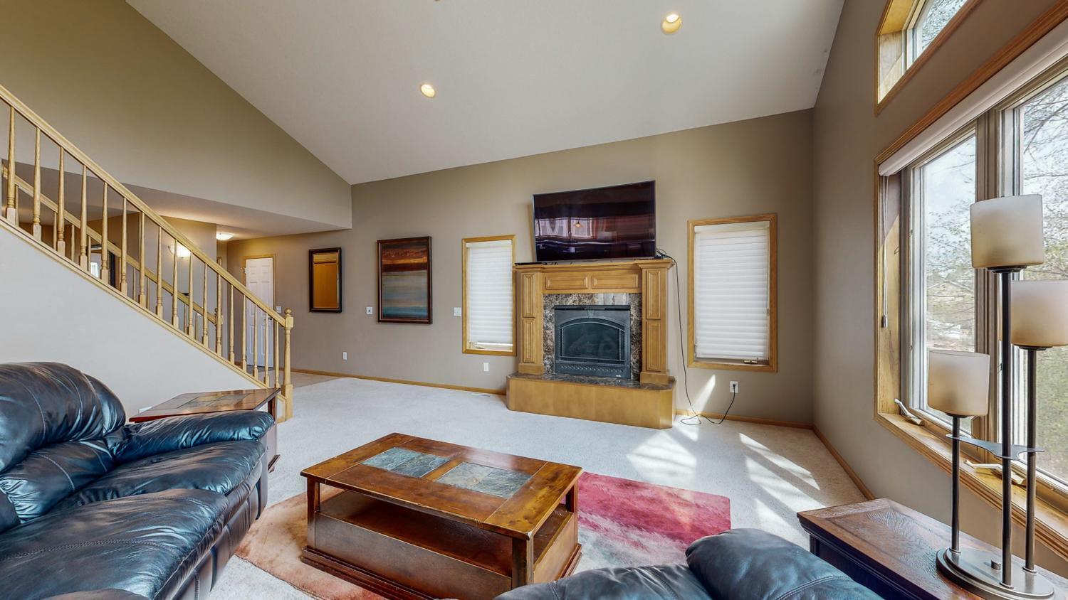 1538 Redwood Lane Southwest Rochester, MN 55902 - Photo 5 of 42 Gallery Image 5