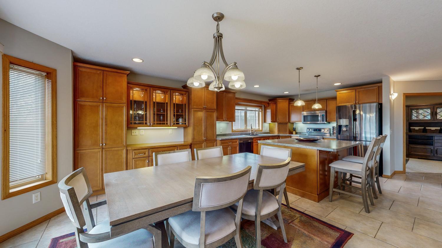 1538 Redwood Lane Southwest Rochester, MN 55902 - Photo 9 of 42 Gallery Image 9
