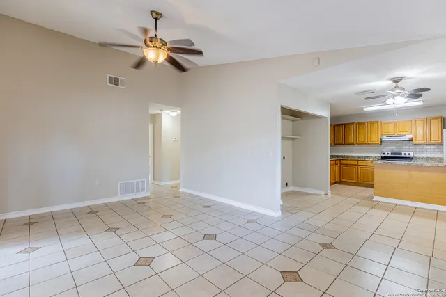 $1,550 | 9614 South Bend, San Antonio, TX 78250