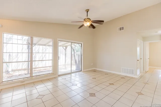 $1,550 | 9614 South Bend, San Antonio, TX 78250