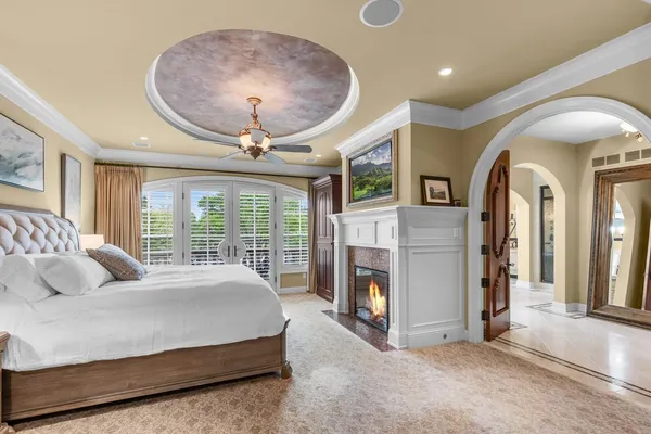 $3,995,000 | 1560 Hunter Drive, Wayzata, MN 55391