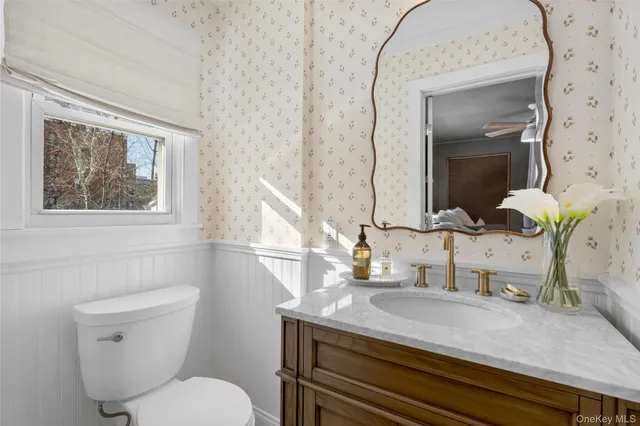 $1,015,000 | 87 Inverness Road, New Rochelle, NY 10804