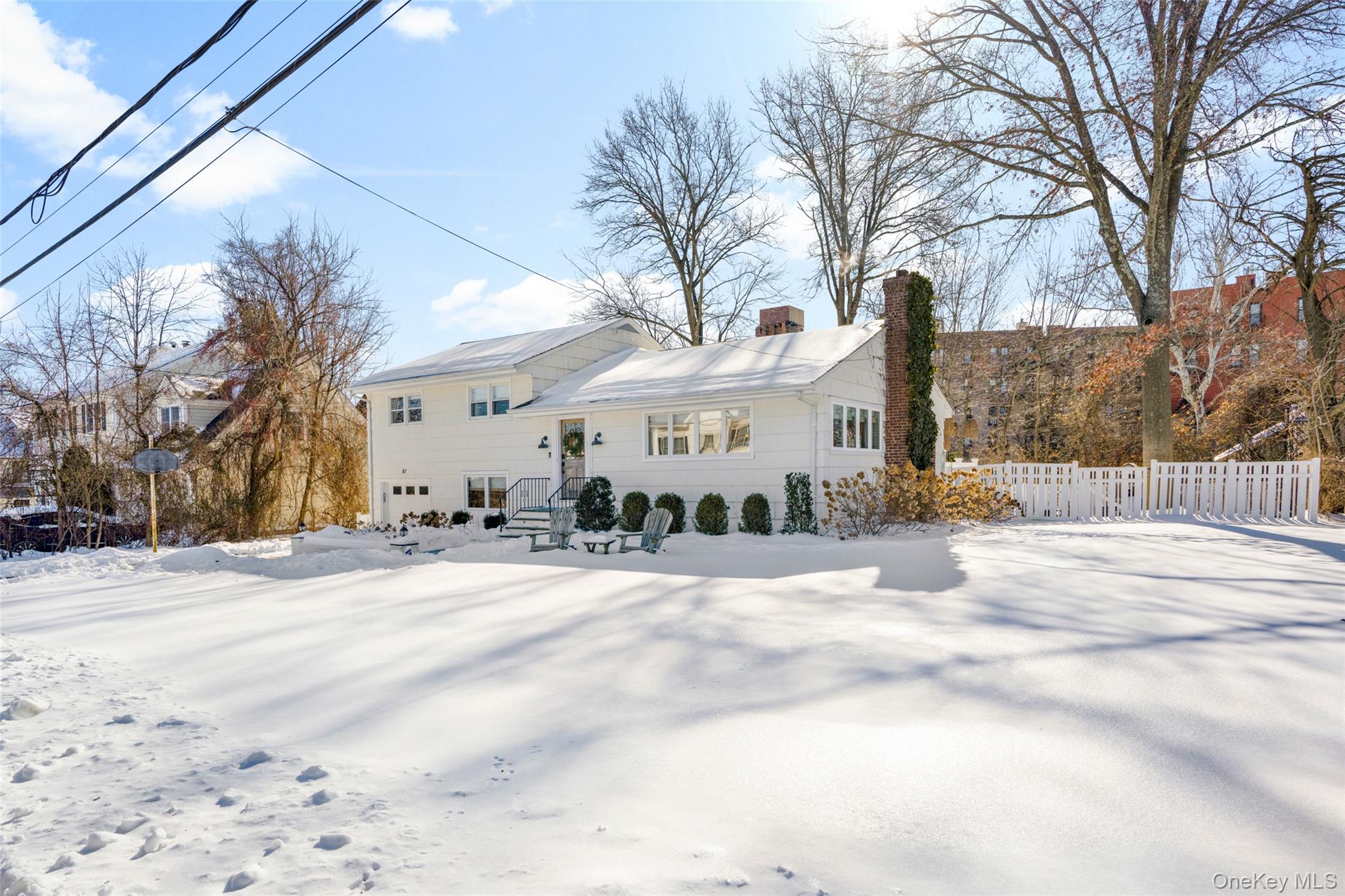 87 Inverness Road New Rochelle, NY 10804 - Photo 2 of 29 Front of home