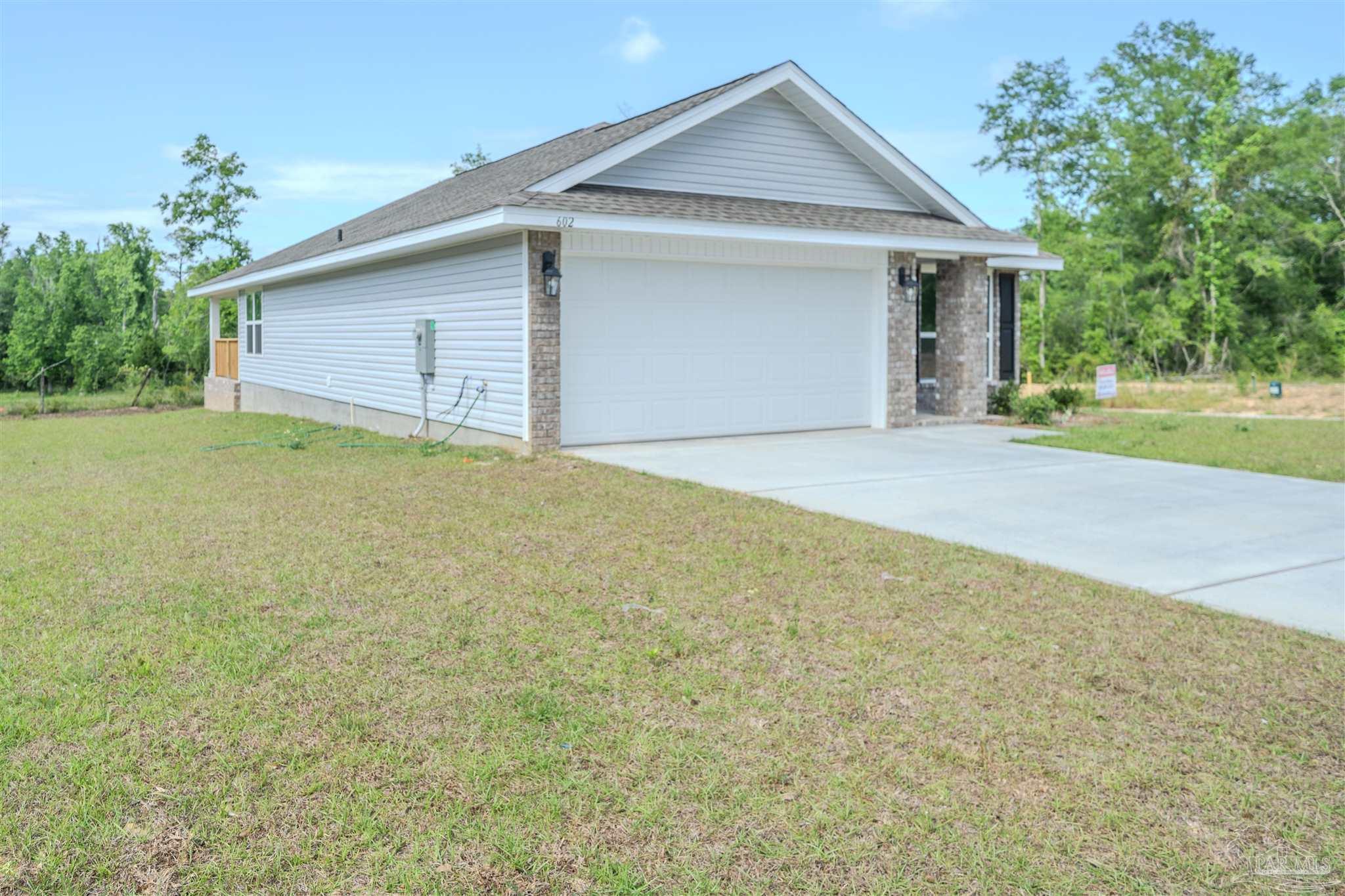 602 Sandpine Drive, Unit 14C Cantonment, FL 32533 - Photo 3 of 19