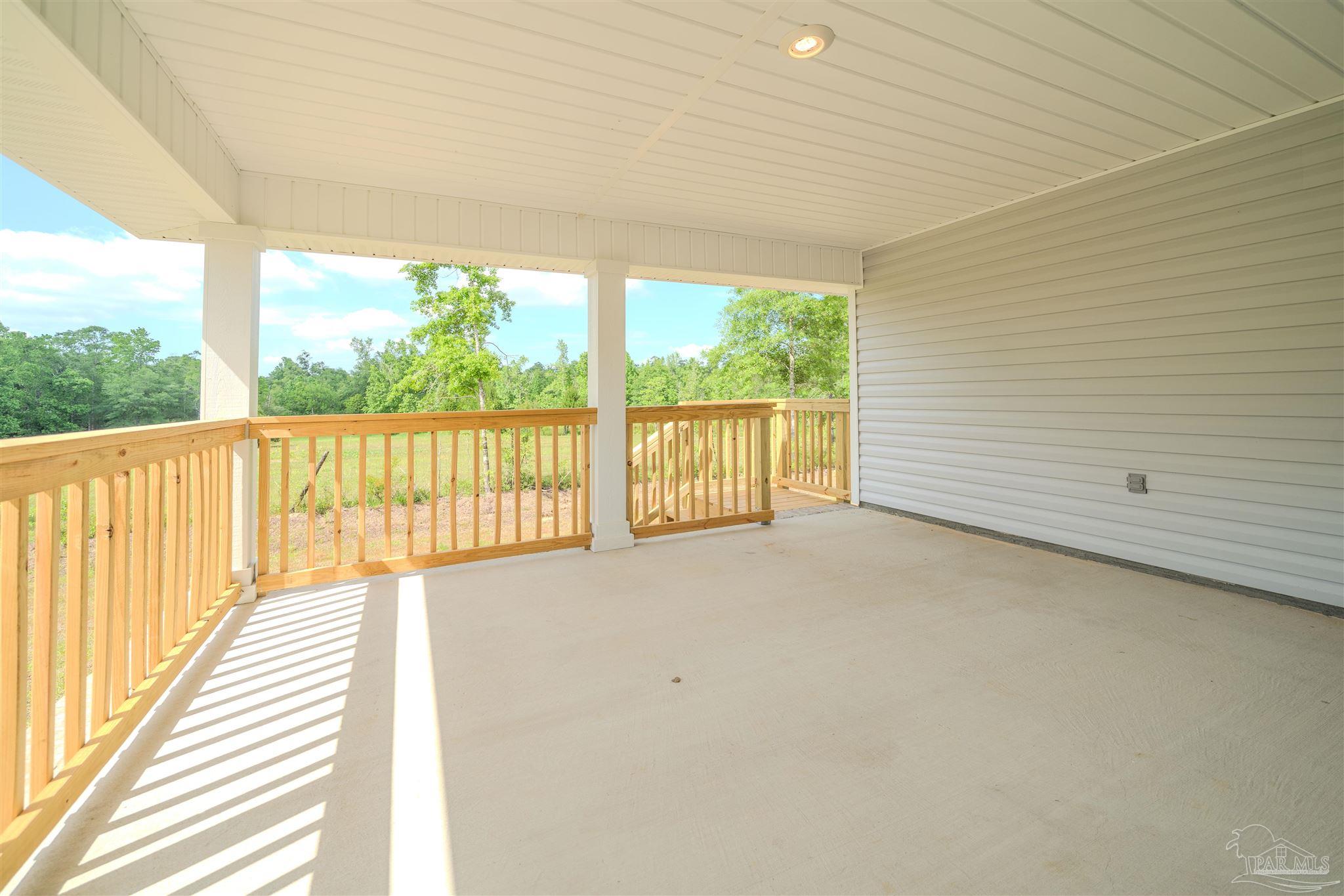 602 Sandpine Drive, Unit 14C Cantonment, FL 32533 - Photo 5 of 19