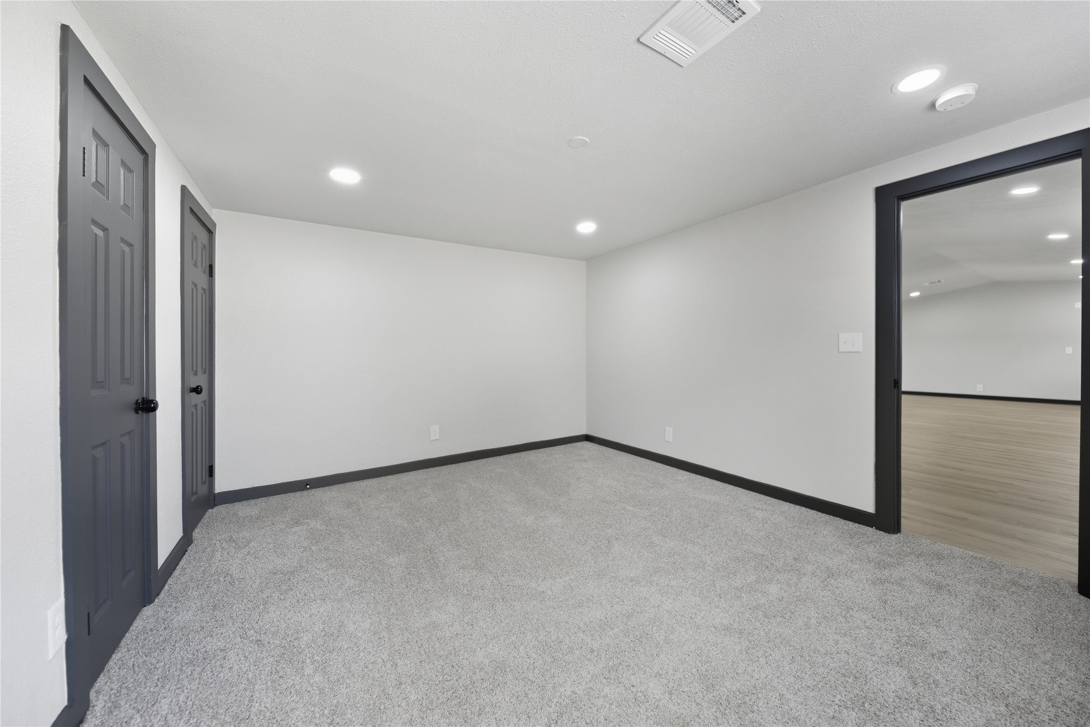 9137 Conner Road Washington, TX 77880 - Photo 36 of 49 an empty room with a natural light