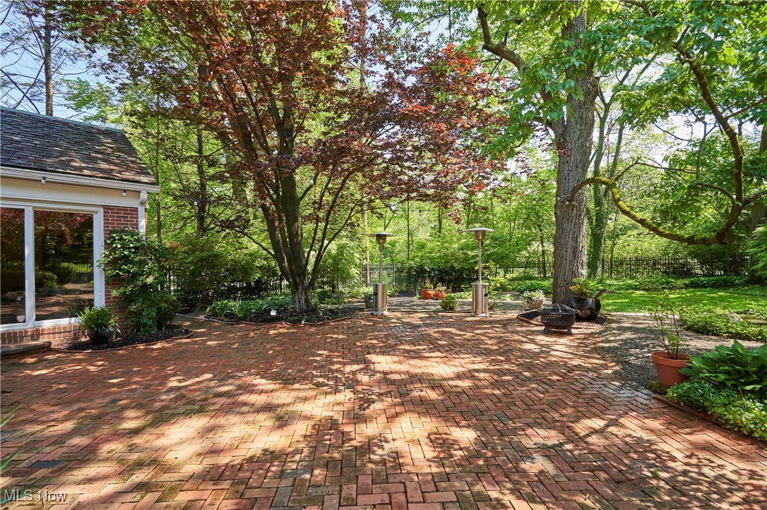 173 Hampshire Road Akron, OH 44313 - Photo 32 of 38 This patio is great for entertaining and offers privacy too!