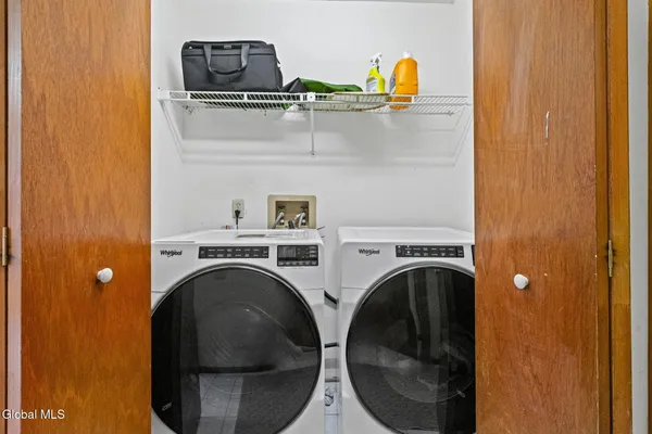 $399,900 | 1002 Fort Hunter Road, Rotterdam, NY 12303