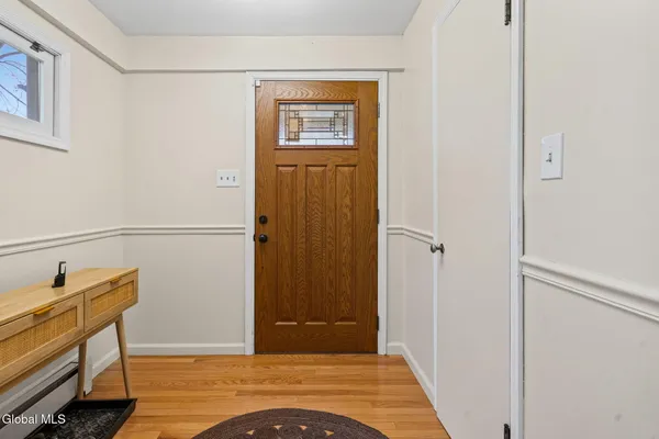 $399,900 | 1002 Fort Hunter Road, Rotterdam, NY 12303