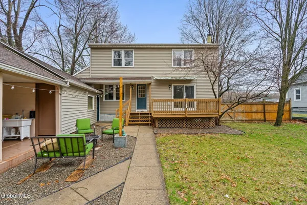 $399,900 | 1002 Fort Hunter Road, Rotterdam, NY 12303