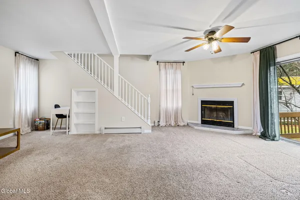 $399,900 | 1002 Fort Hunter Road, Rotterdam, NY 12303