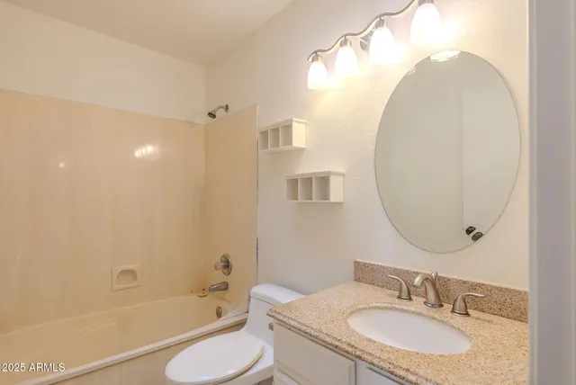 $284,000 | 1222 West Baseline Road, Unit 163, Tempe, AZ 85283