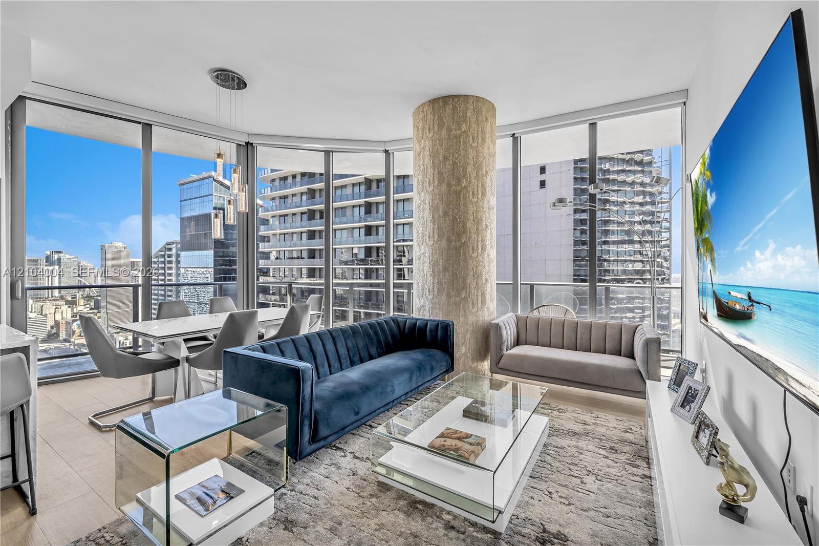 45 Southwest 9th Street, Unit 4501 Miami, FL 33130 - Photo 5 of 39 Gallery Image 5
