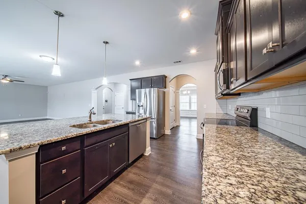 $399,000 | 314 Red Oak Place, Smiths Station, AL 36877