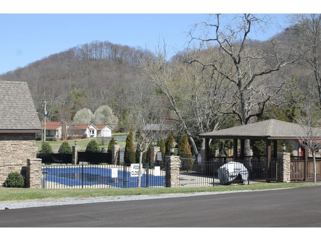 2354 Edinburgh Channel Road, Unit 21 Kingsport, TN 37664 - Photo 5 of 6 Photo 5