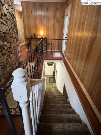 $475,000 | 114 Lady Slipper Loop, Newland, NC 28657