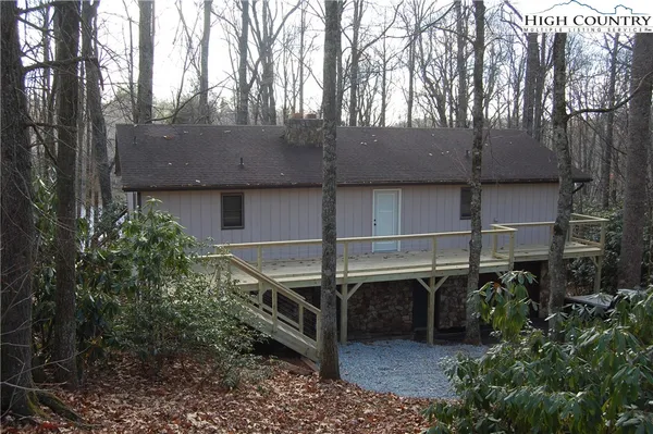 $475,000 | 114 Lady Slipper Loop, Newland, NC 28657