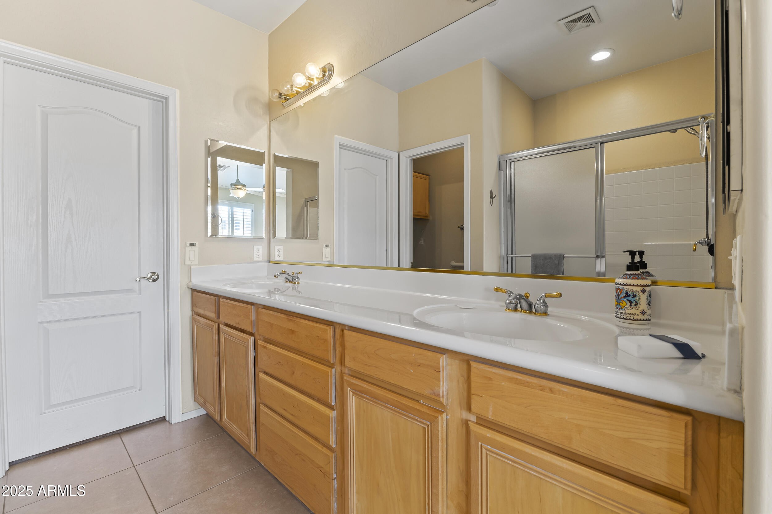 5415 East McKellips Road, Unit 100 Mesa, AZ 85215 - Photo 17 of 37 Primary Bathroom