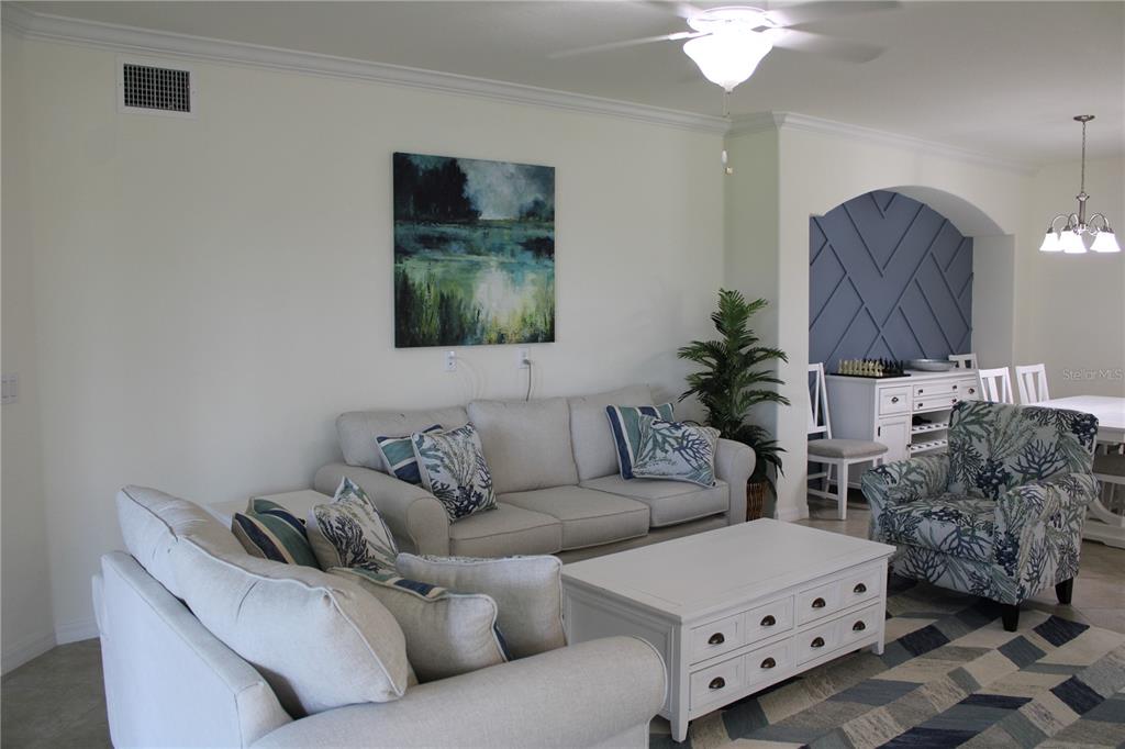 5831 Wake Forest Run, Unit 101 Bradenton, FL 34211 - Photo 8 of 51