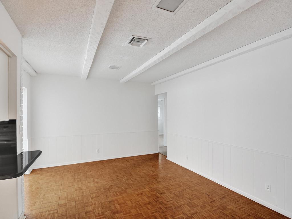 998 Southwest 5th Street Boca Raton, FL 33486 - Photo 31 of 55 a view of an empty room