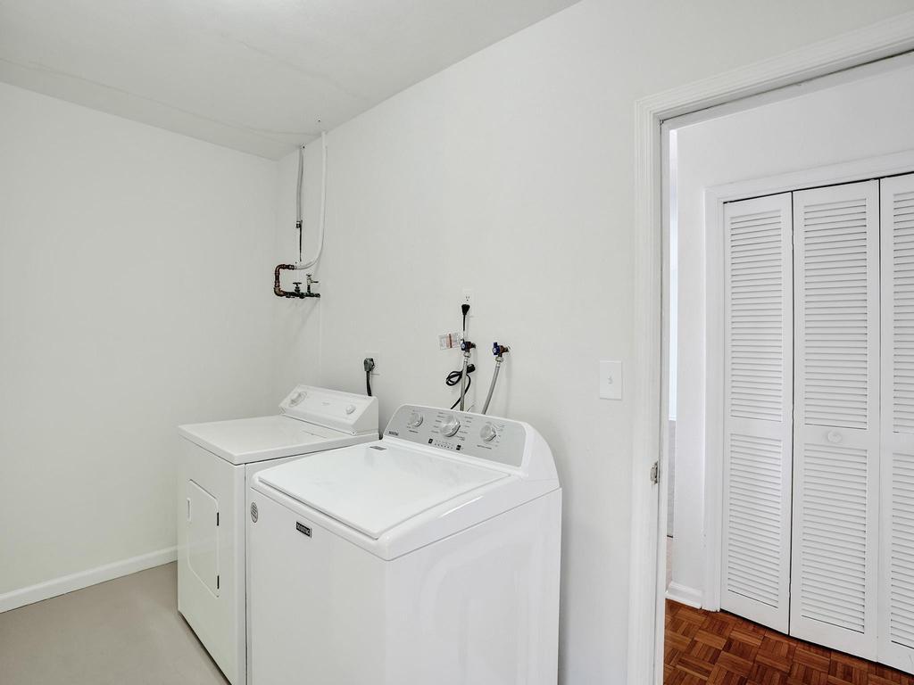 998 Southwest 5th Street Boca Raton, FL 33486 - Photo 45 of 55 a utility room with dryer and washer