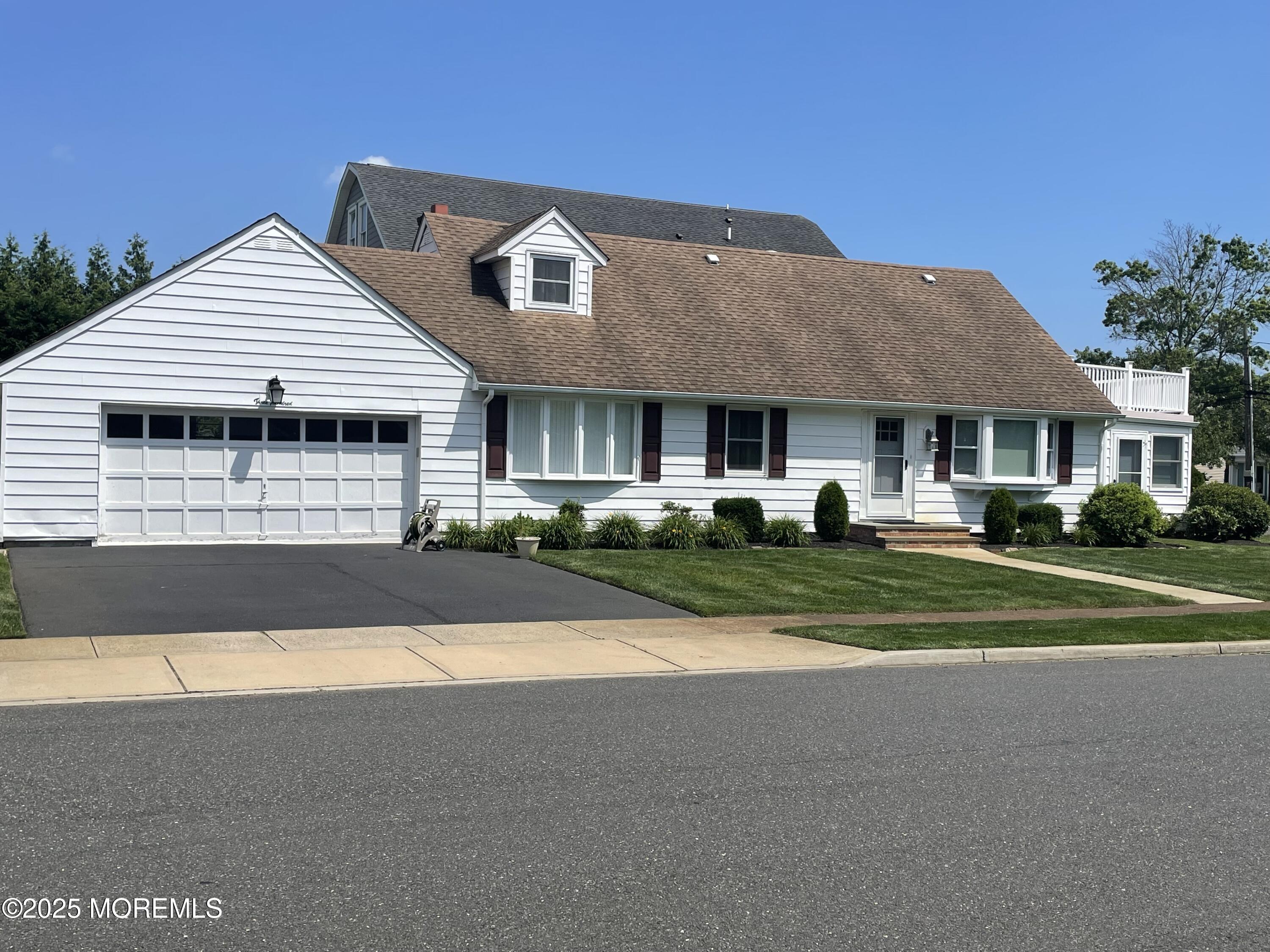 300 4th Avenue Spring Lake, NJ 07762 - Photo 2 of 40 IMG_4350