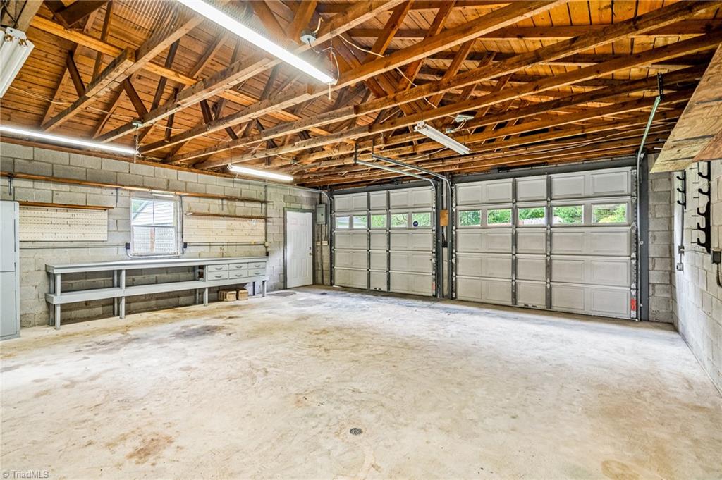 225 Lake Road Thomasville, NC 27360 - Photo 24 of 24 Gallery Image 24