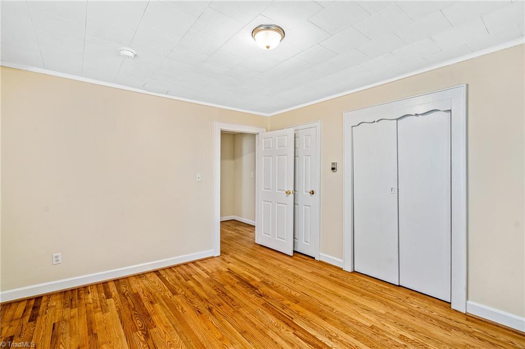 225 Lake Road Thomasville, NC 27360 - Photo 9 of 24 Gallery Image 9