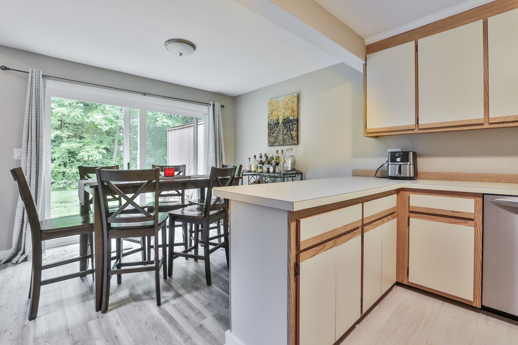 40 Derry Street Merrimack, NH 03054 - Photo 10 of 24 Gallery Image 10