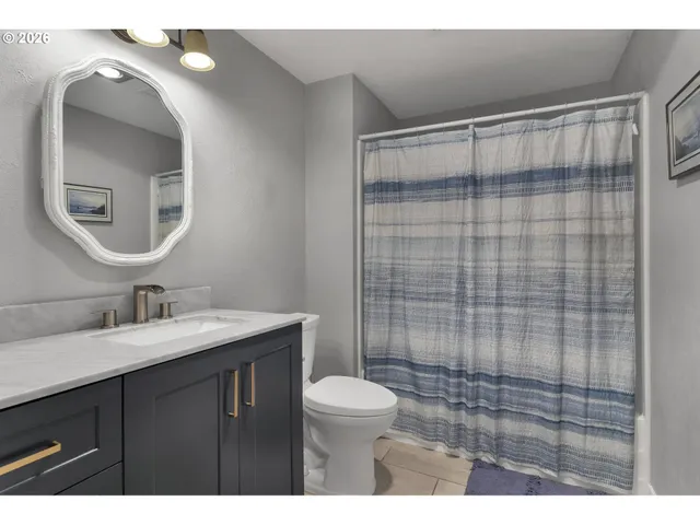 $875,000 | 33844 Sunnyview Drive Northeast, Albany, OR 97322