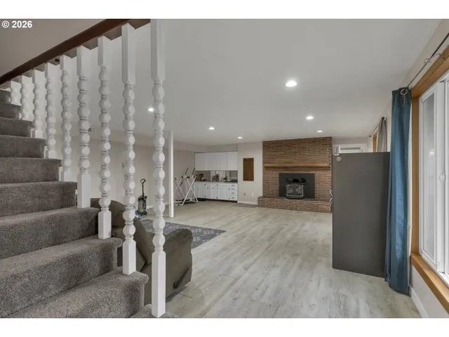 $875,000 | 33844 Sunnyview Drive Northeast, Albany, OR 97322