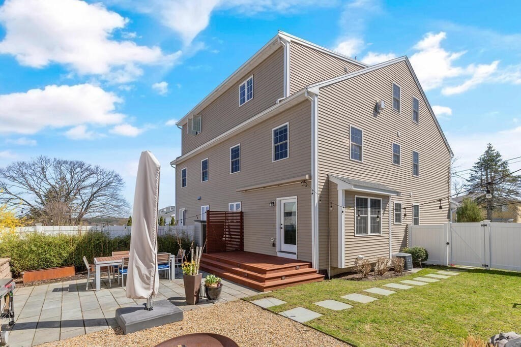 91 Hibbert Street, Unit 91 Arlington, MA 02476 - Photo 28 of 31