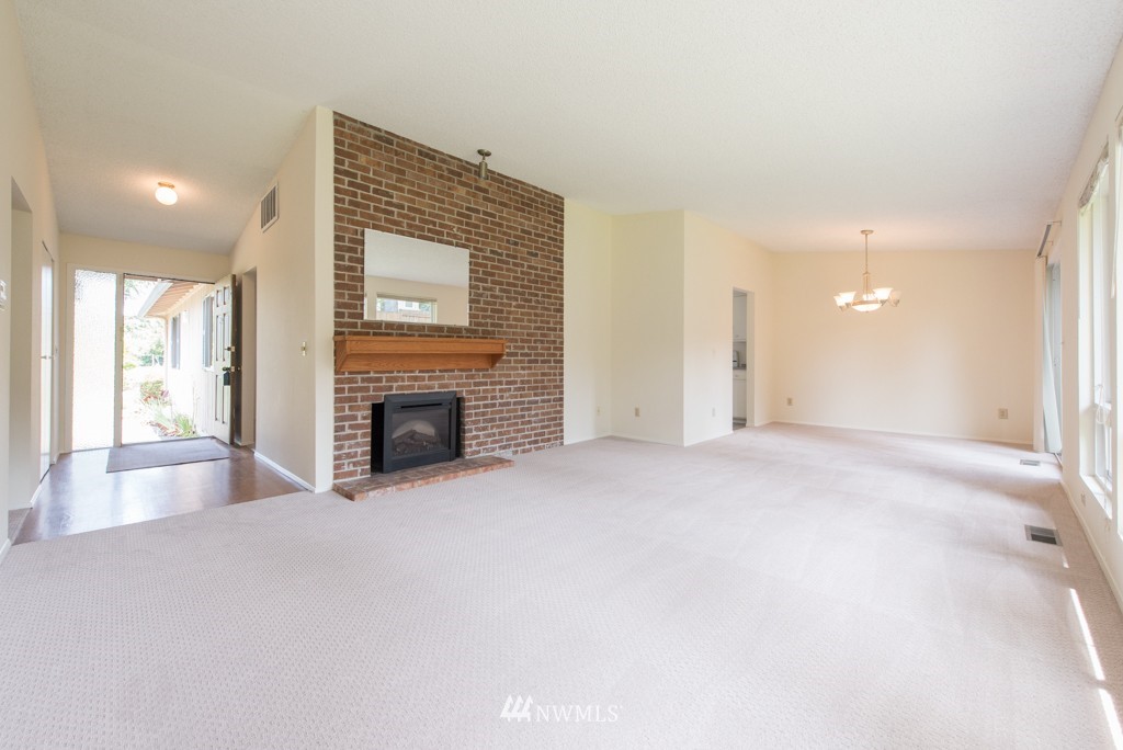 10935 Southeast 182nd Street Renton, WA 98055 - Photo 6 of 19