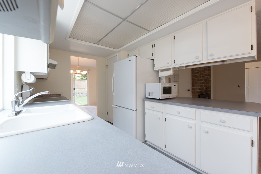 10935 Southeast 182nd Street Renton, WA 98055 - Photo 8 of 19