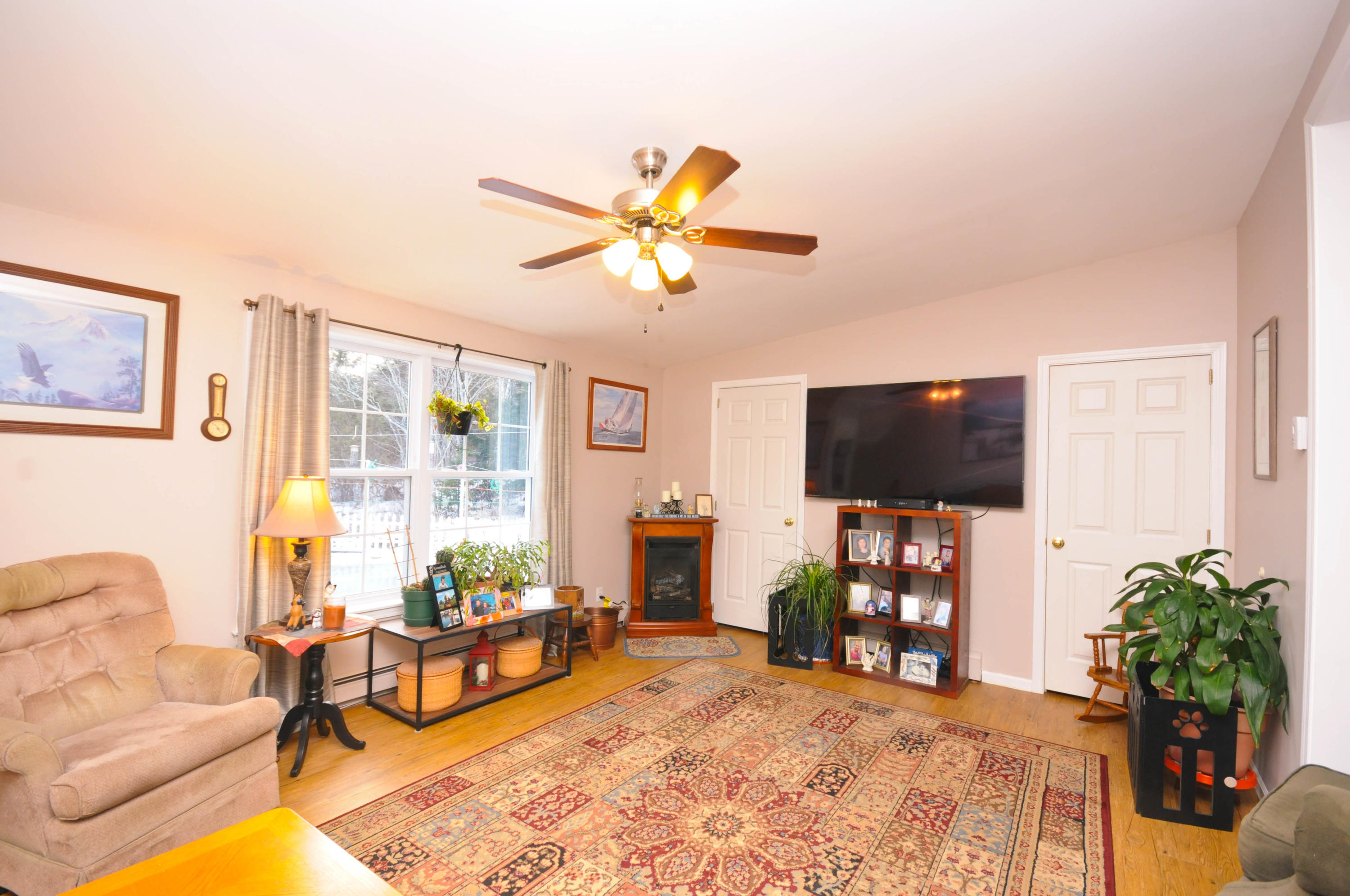 224 Main Street Prospect Harbor, ME 04669 - Photo 12 of 32 DSC_3323
