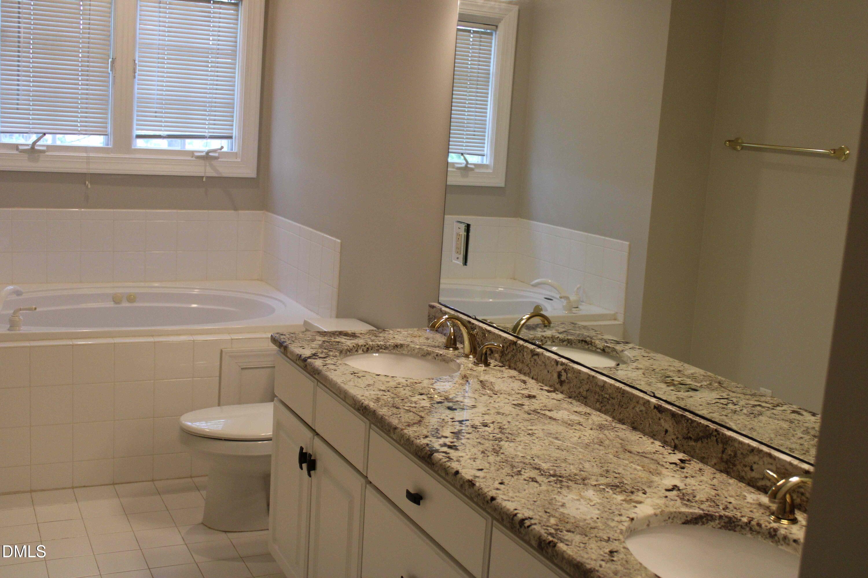 1345 Cameron View Court Raleigh, NC 27607 - Photo 10 of 14 IMG_9501a