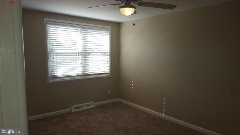5503 Silverbell Road Baltimore, MD 21206 - Photo 10 of 30 Bedroom