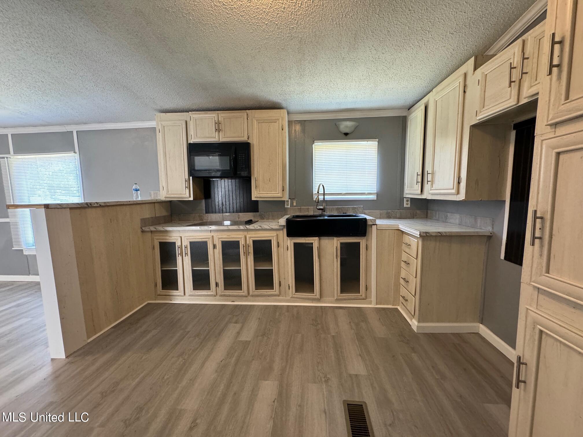 114 Pepper Ridge Road Vicksburg, MS 39180 - Photo 3 of 13 IMG_7581