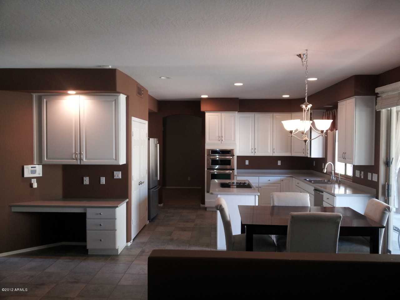4424 East Kirkland Road Phoenix, AZ 85050 - Photo 2 of 7 Kitchen