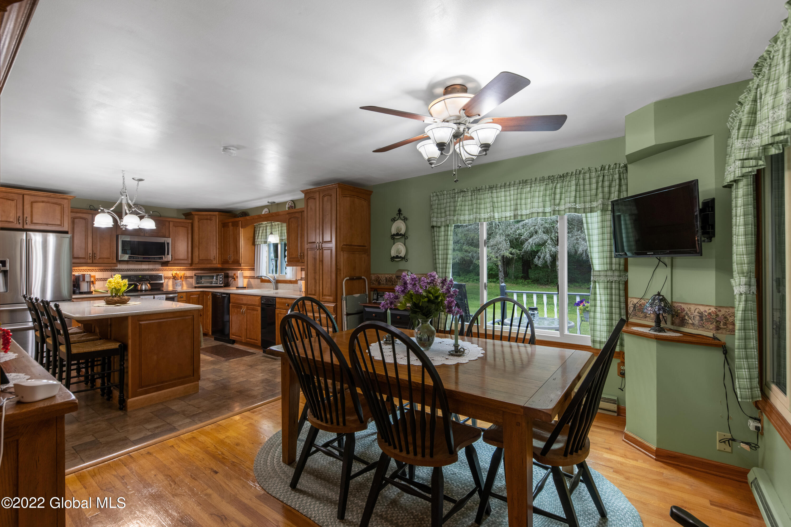 1380 Tamarac Road Pittstown, NY 12180 - Photo 9 of 24 Kitchen & Dinning