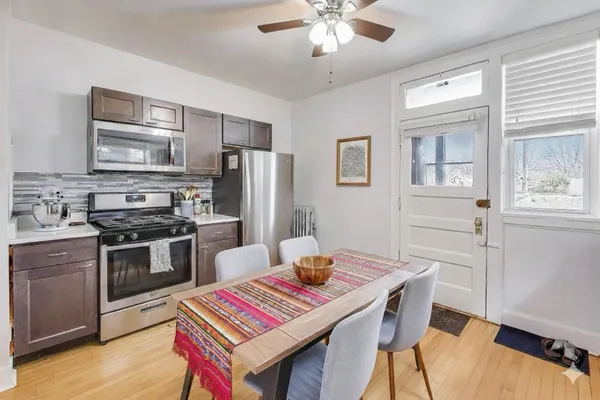 $299,500 | 6234 North Broadway, Unit 3, Chicago, IL 60660
